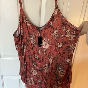 Torrid Rust Floral Camisole Top. WITH TAGS! Size 3.